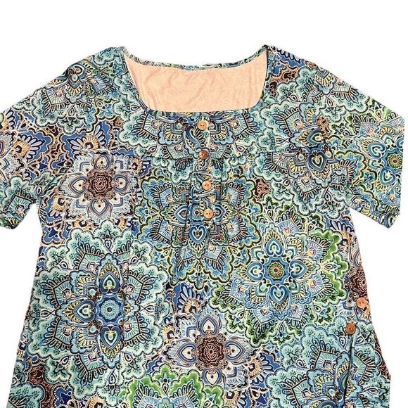 Women’s boutique style shirt Size 2XL - Picture 3 of 11